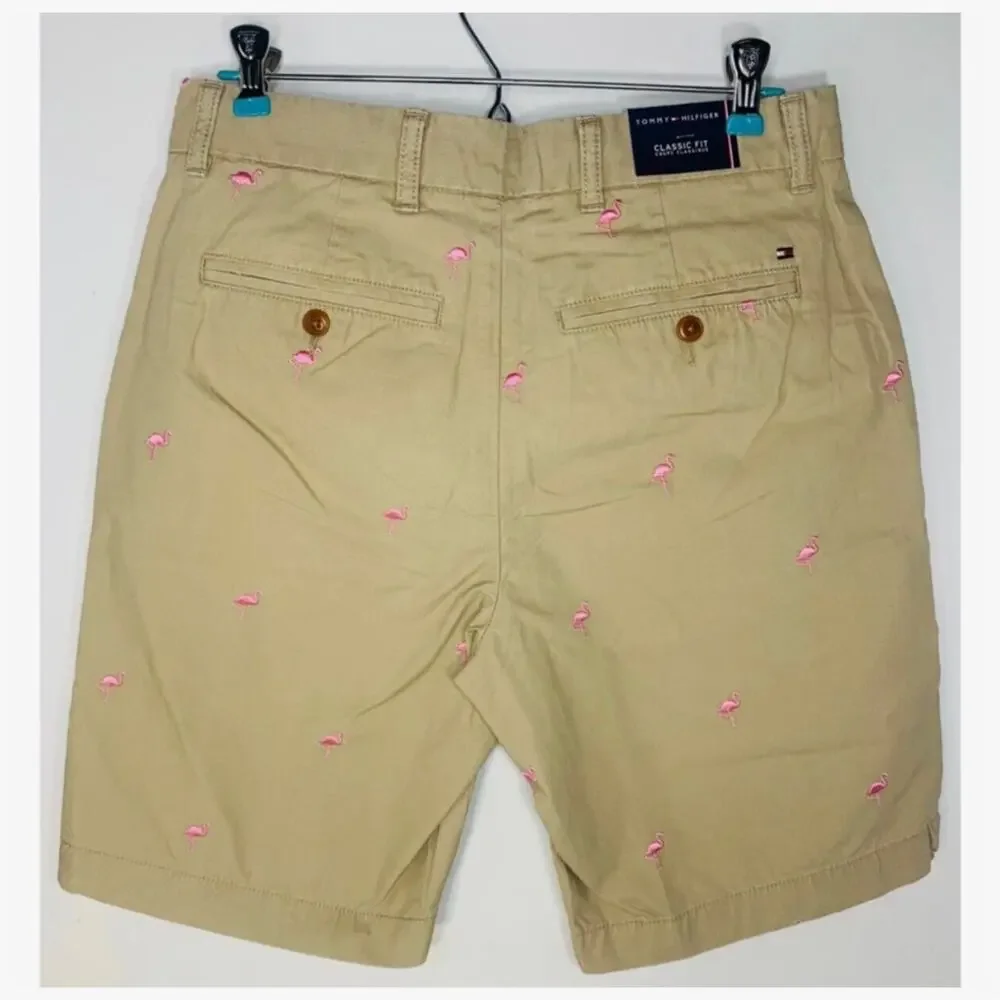 TOMMY HILFIGER Pink Flamingo Embroider Khaki Shorts Men 29 9.5